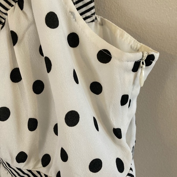 $8🖤Bundled Ann Taylor Loft Dressy Tank - Picture 2 of 4